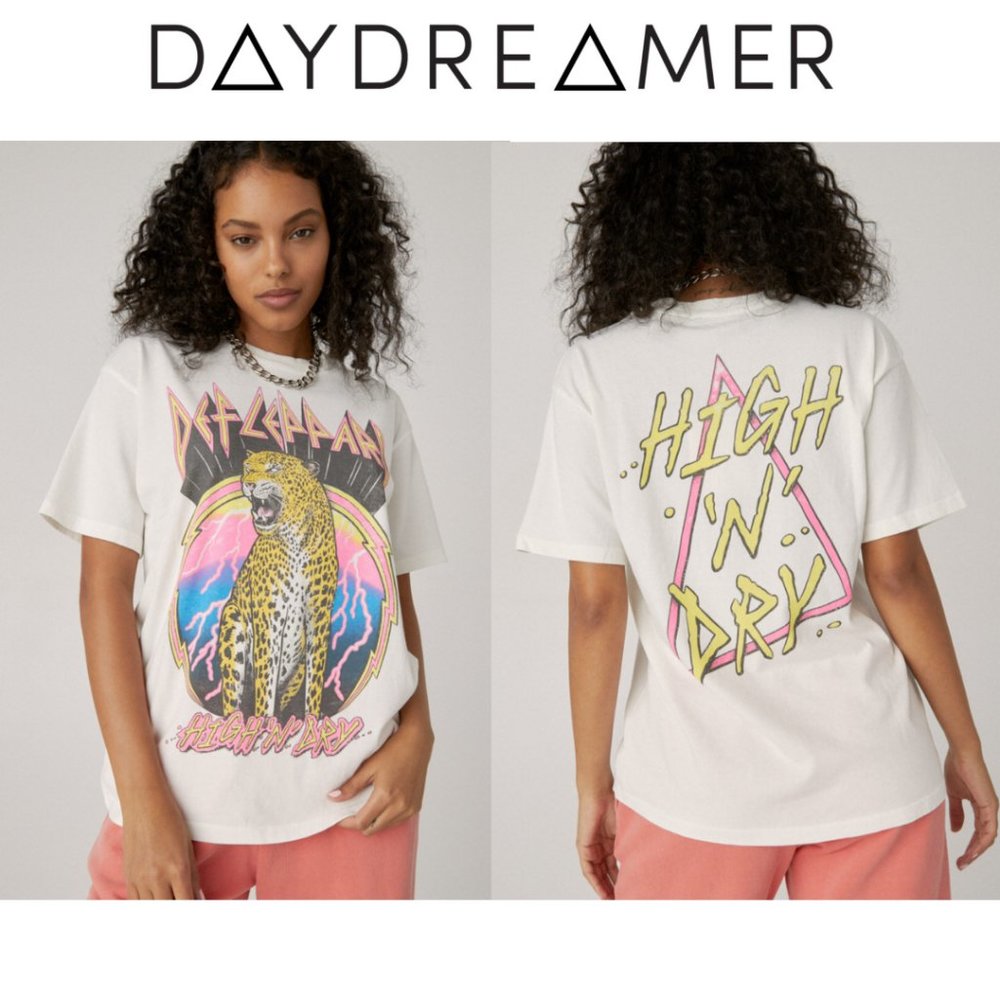 Daydreamer Def Leppard High n’ Dry Weekend Tee